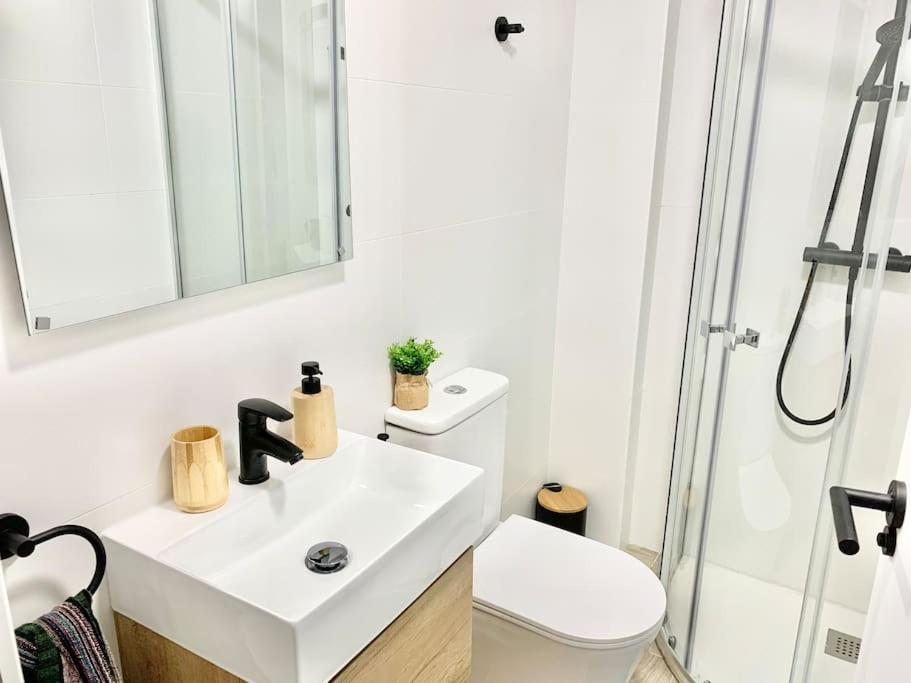 Gascona Centro Con Parking Apartment Oviedo Ngoại thất bức ảnh