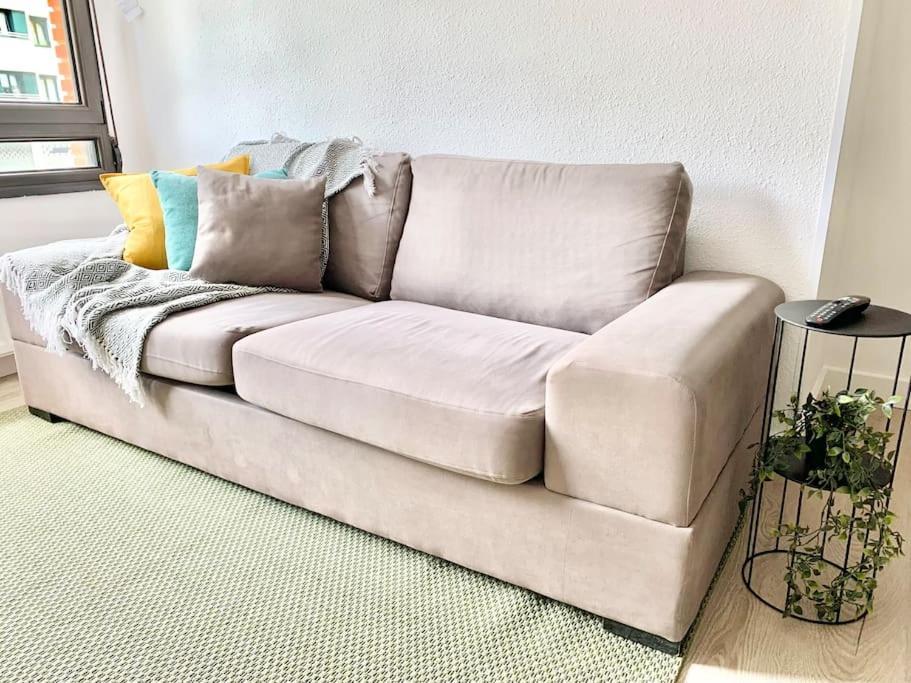 Gascona Centro Con Parking Apartment Oviedo Ngoại thất bức ảnh